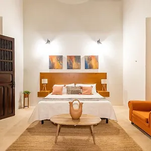 Casa Dos Lirios Couette-café Mérida