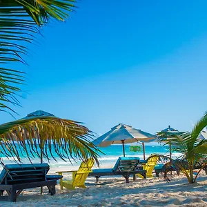 *** Hotel Cabanas La Luna Mexico